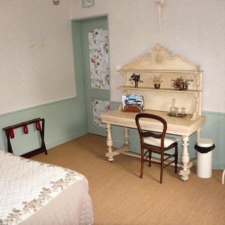 Chambres D'Hotes Le Grand Air - Les Chateaux De La Brie Aux Portes De Paris Ozouer-le-Voulgis Bagian luar foto